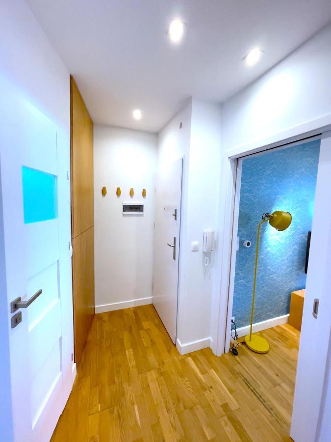 Apartament 3Fale - Bulwar Portowy, 3 Min Do Plazy I Promenady 乌斯特卡 外观 照片